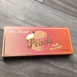 Too Faced Sweet Peach Eye Shadow